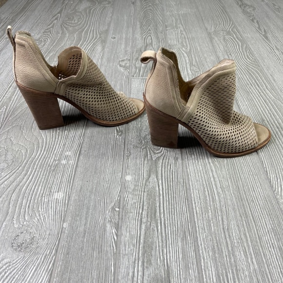 VINCE CAMUTO Leather Slip On Heeled Booties - Picture 7 of 11